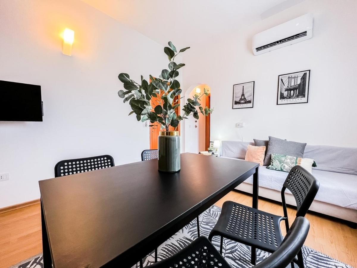 Mameli 04 Apartman Olbia Kültér fotó